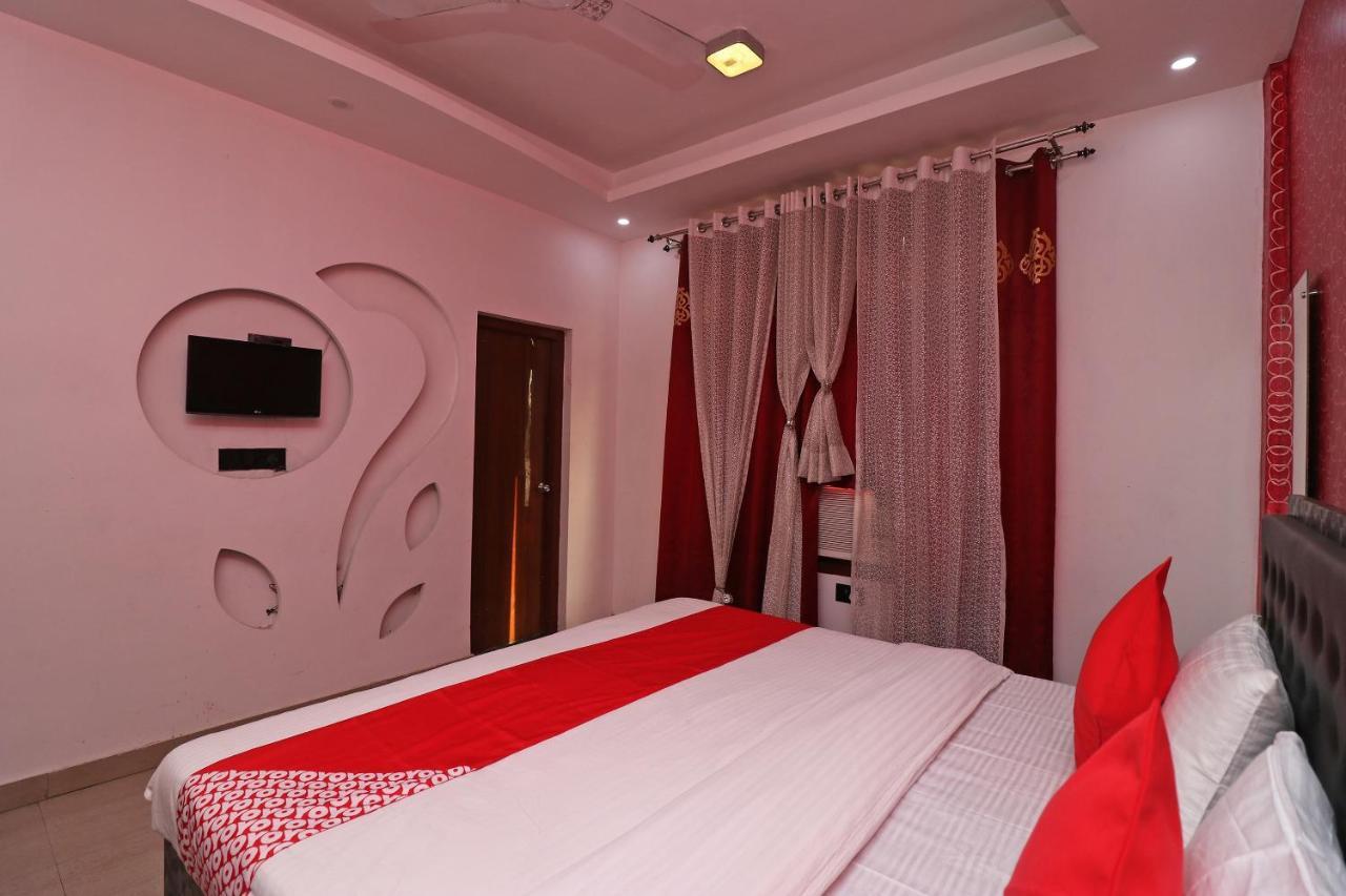 פורי Oyo 62539 Hotel Shree Gopal מראה חיצוני תמונה