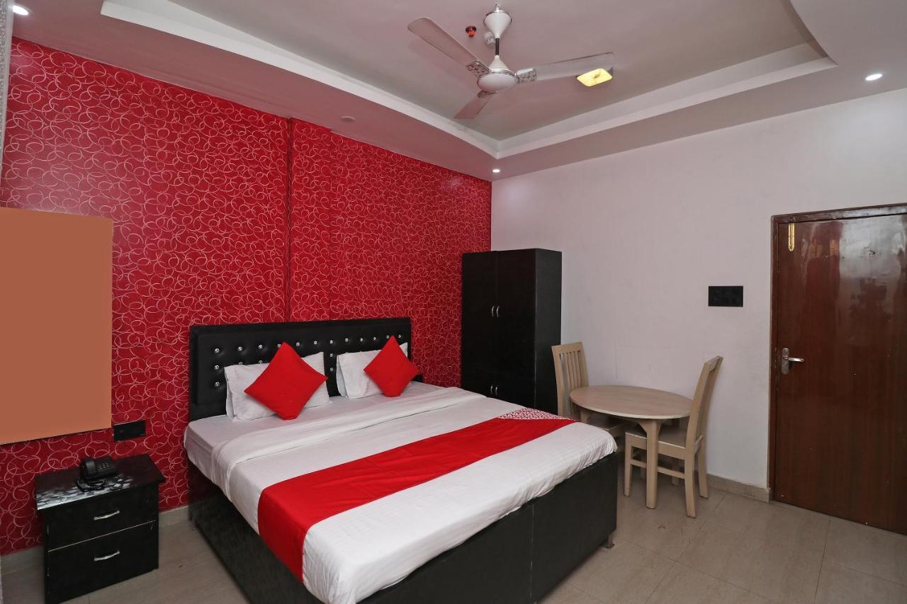 פורי Oyo 62539 Hotel Shree Gopal מראה חיצוני תמונה