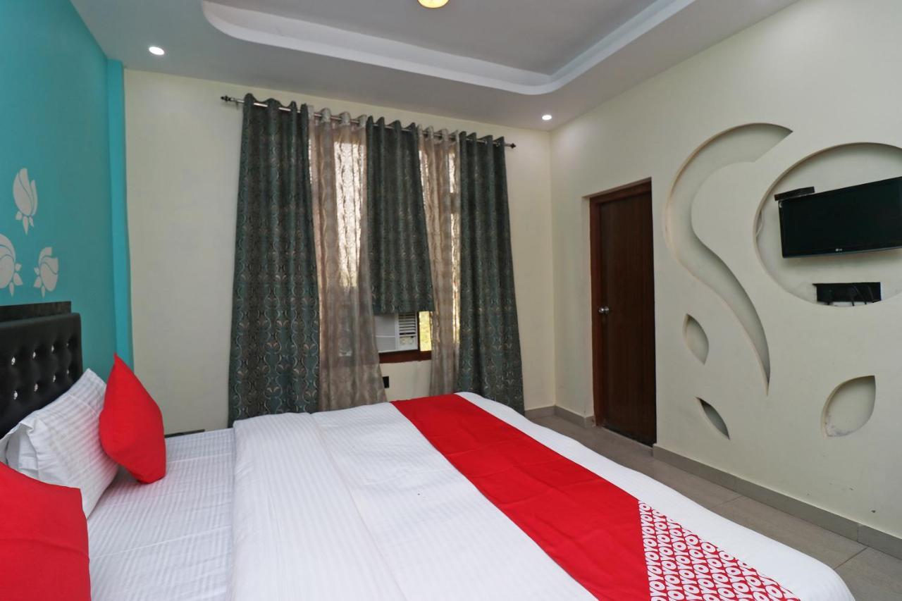 פורי Oyo 62539 Hotel Shree Gopal מראה חיצוני תמונה